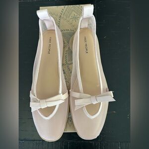New Free People Mesh Mania Bow Flat Cloud Pink